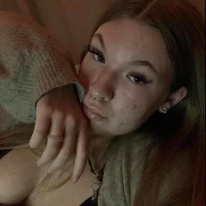 Meet your Posher, Dakota